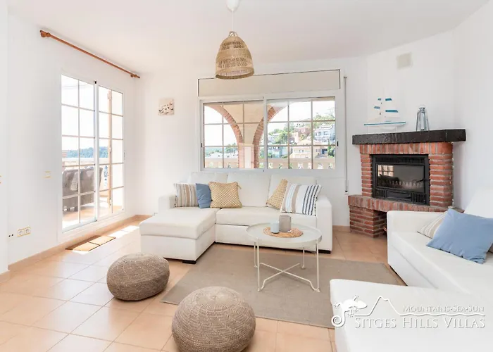 Villa Charming Spanish Private Pool / Sea Views