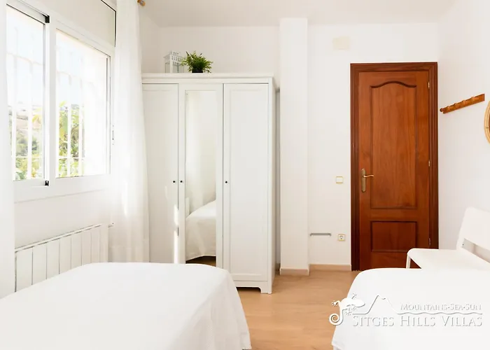 Charming Spanish Private Pool / Sea Views * Sitges