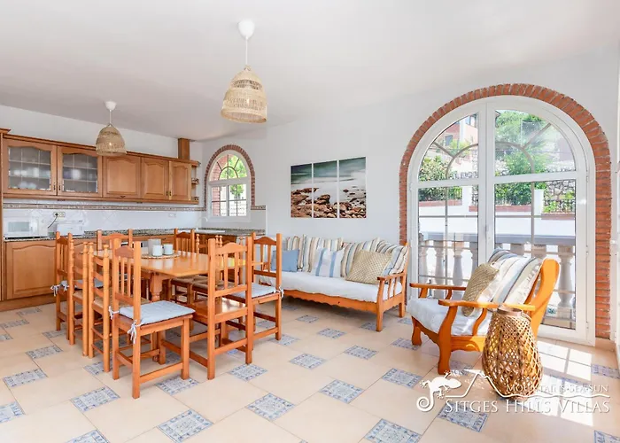 Charming Spanish Private Pool / Sea Views Villa *