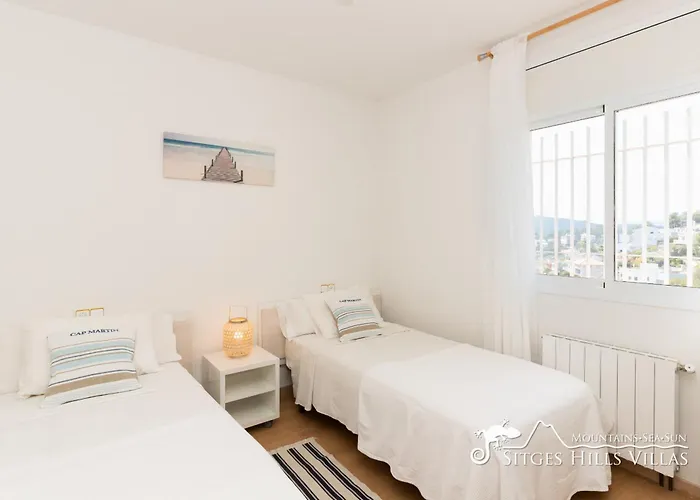 Villa Charming Spanish Private Pool / Sea Views *