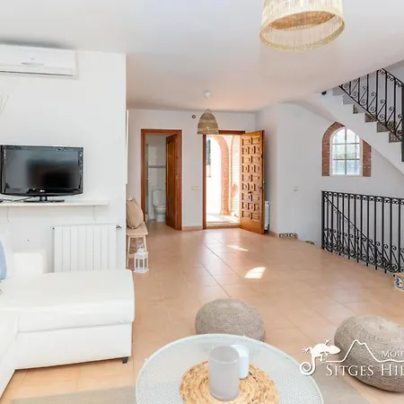 别墅 Charming Spanish Private Pool / Sea Views 锡切斯